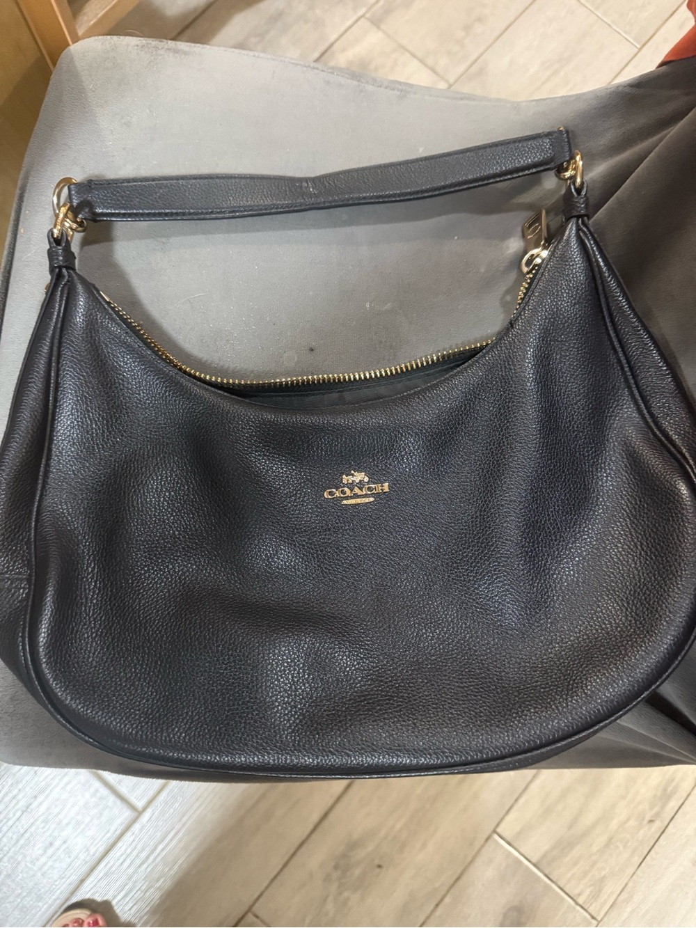 Coach Harley East/West Hobo bag in black pebbled leather & gold. Style F38250